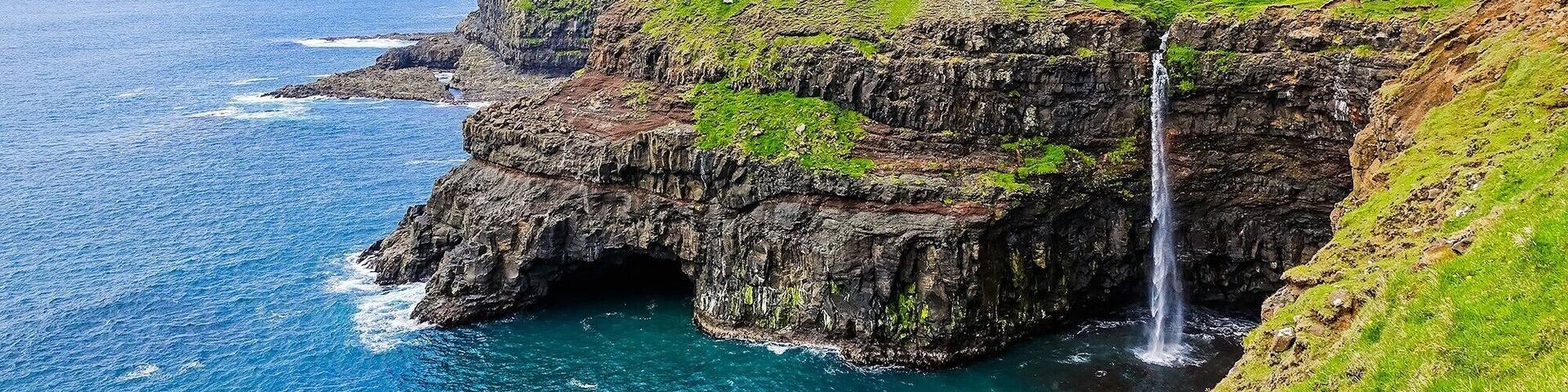 Denmark’s Faroe Islands is never short of natural wonders. In fact, the surreal landscape in Gasadalur + Mulafossur Waterfall is sure to make your jaw drop!
Read more here: https://iamaileen.com/gasadalur-mulafossur-waterfall-vagar-faroe-islands-hiking-guide/