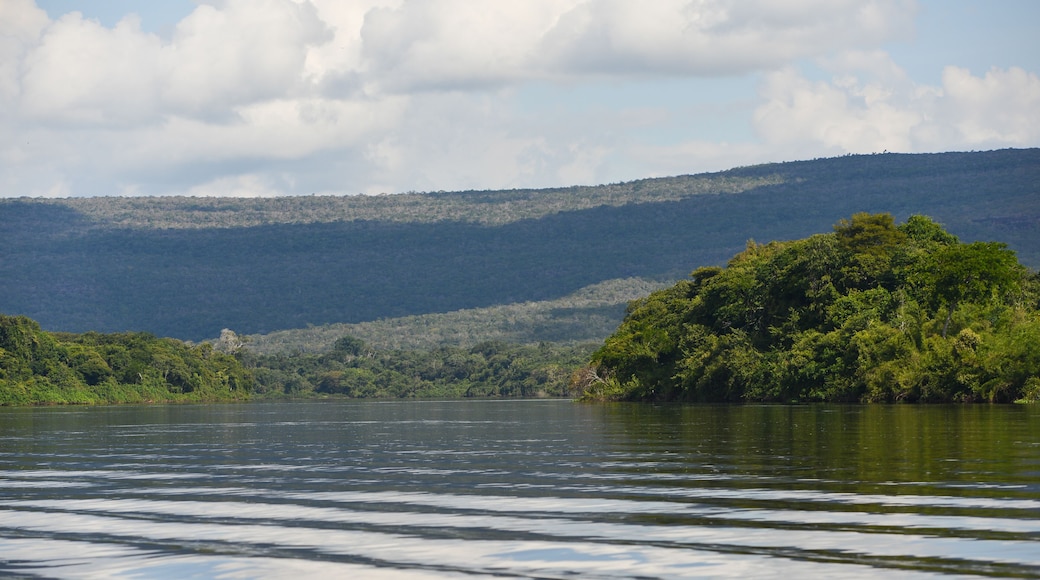 The rainforest-lined Guaporé-Itenez river and the rugged hills of the Noel Kempff Mercado National Park, near Cabixi, Rondonia state, Brazil, on the border with Santa Cruz Department, Bolivia