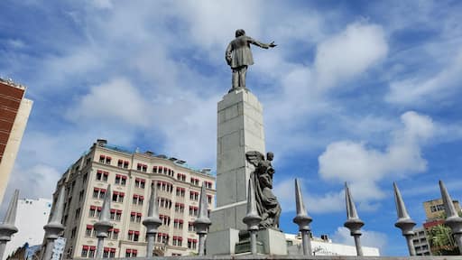 Vista do monumento a Castro Alves em Salvador, Bahia, Brazil