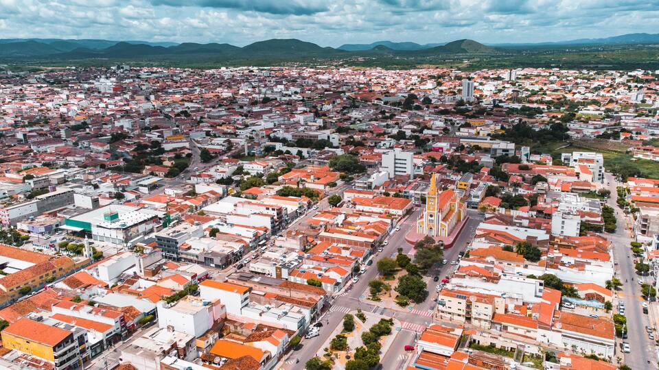 Sertão Caatinga Serra Talhada Pernambuco Triunfo Pernambucano Paisagem Cidade Igreja Lampião Natureza Construção Xaxado Forró PE Brazil Viagem Drone
