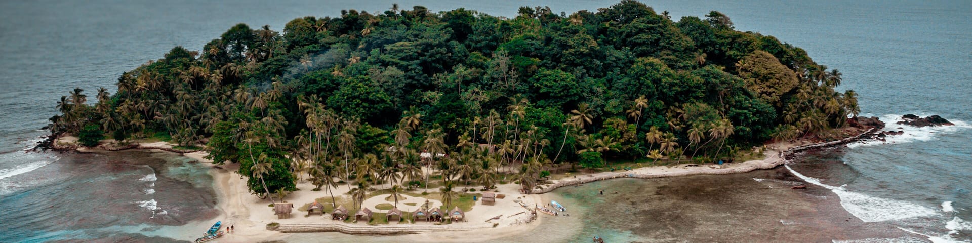 Isla mamey en colon panama