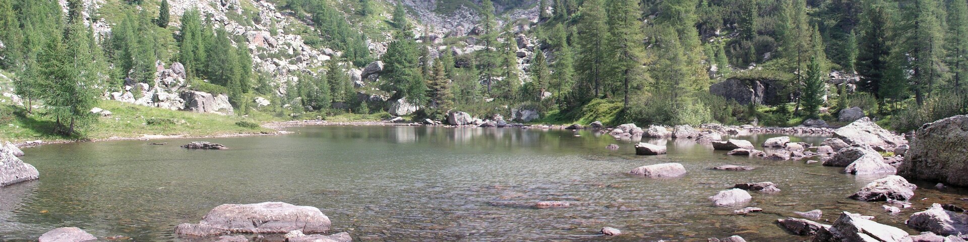 Uno dei laghi della val d'inferno