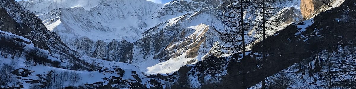 Near Italian-French boarder past Bellino village you find Melezé mountain shelter and extraordinary landscapes.