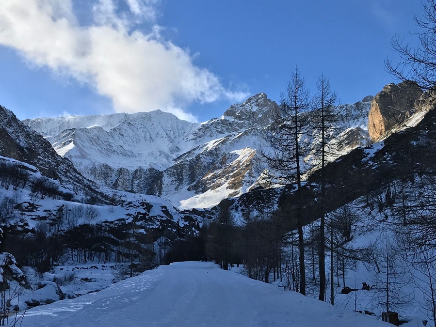 Near Italian-French boarder past Bellino village you find Melezé mountain shelter and extraordinary landscapes.