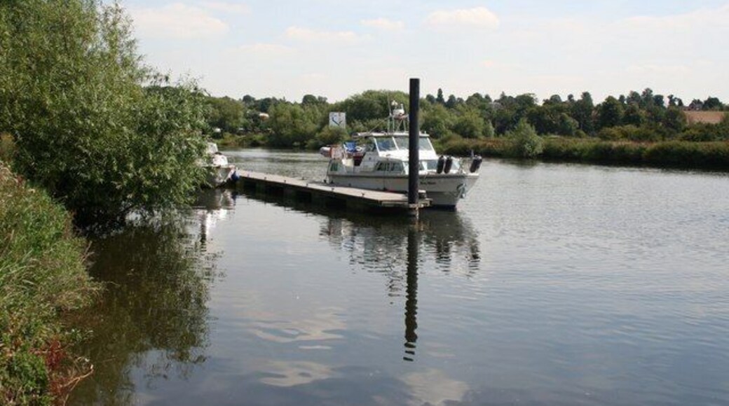 Moorings near Gunthorpe Bridge