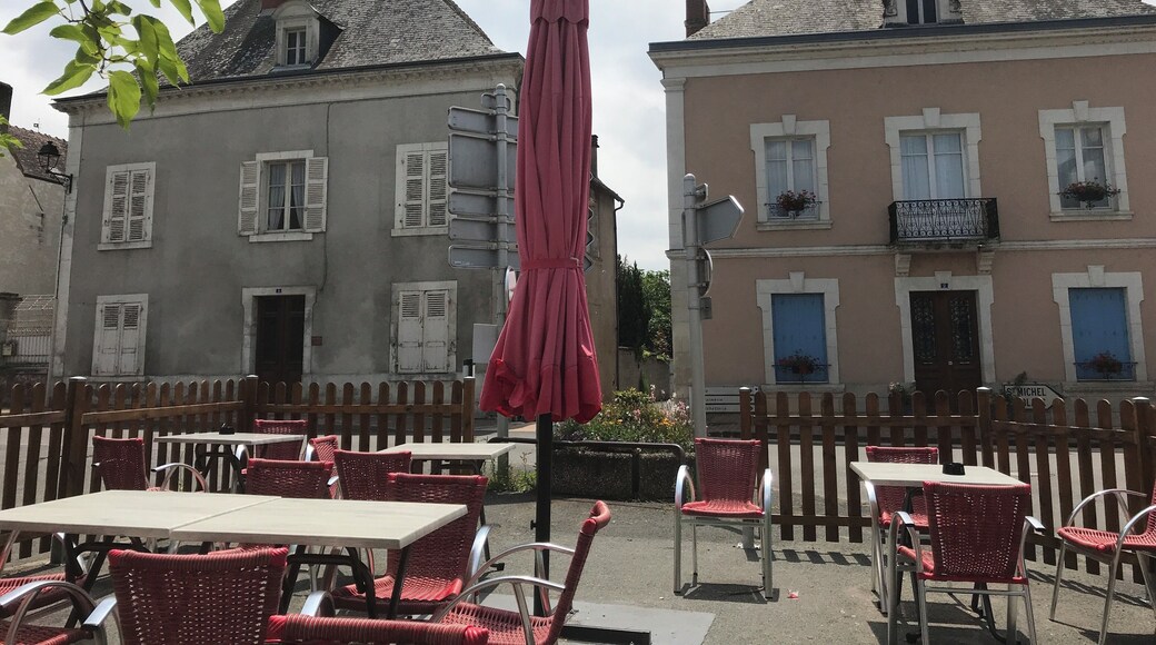 Mézières-en-Brenne is a beautiful little village and well worth a visit when traveling through France.