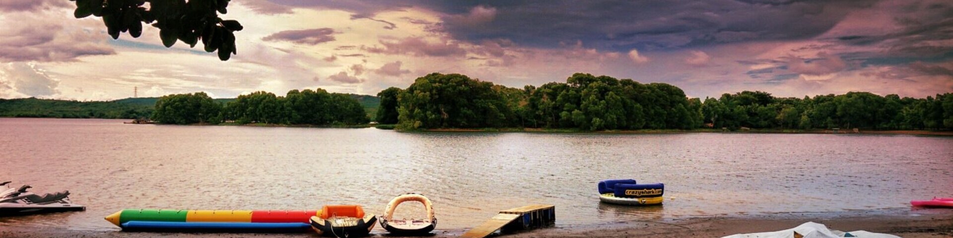 A man made lake created with the construction of caliraya dam. The place has lots of resorts offering water amusement activities.