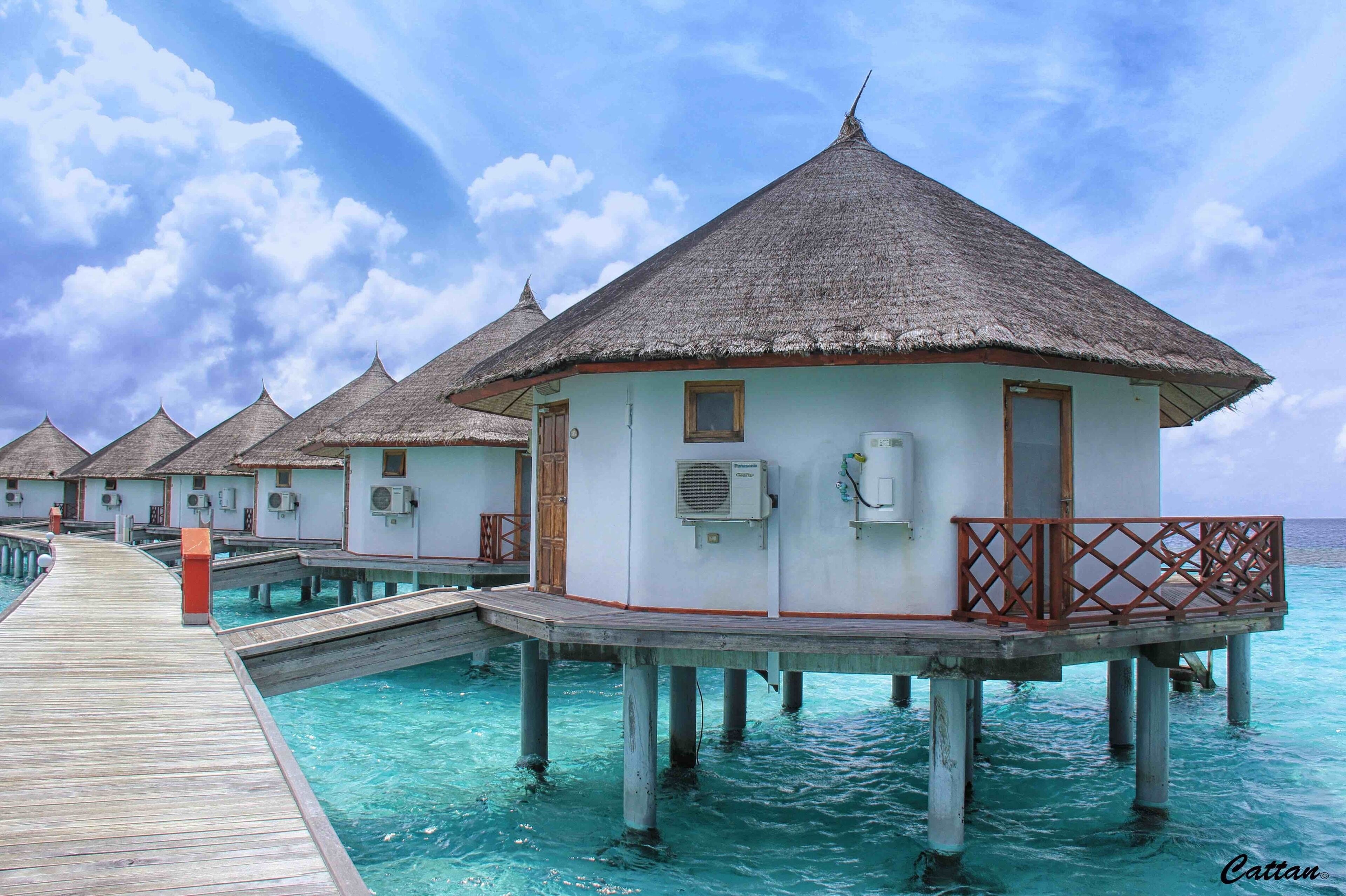Gorgeous and beautiful built water floating hotel in Safari Resort Island, Maldives #hiking #travel #nationalpark #landscape #architecture #Maldives #nature