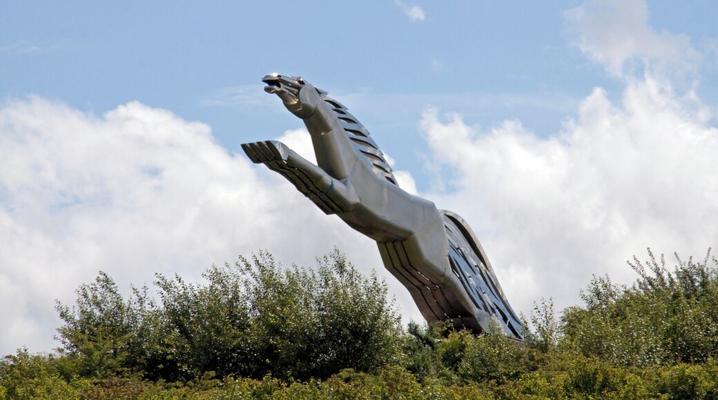 The sculpture depicts Sleipnir, the eight legged war horse of the Norse god Odin. The statue is on a hill overlooking Wednesbury Great Western Street Metro Stop
