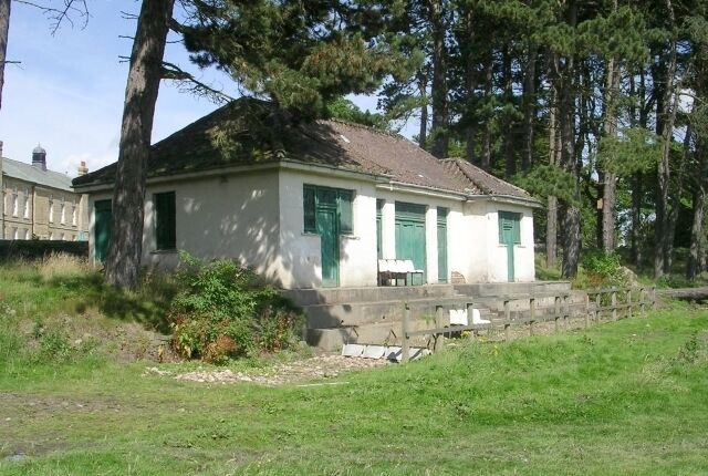 High Royds Cricket Pavilion - Menston