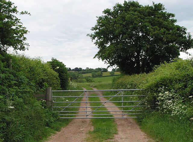 Track to Felhampton