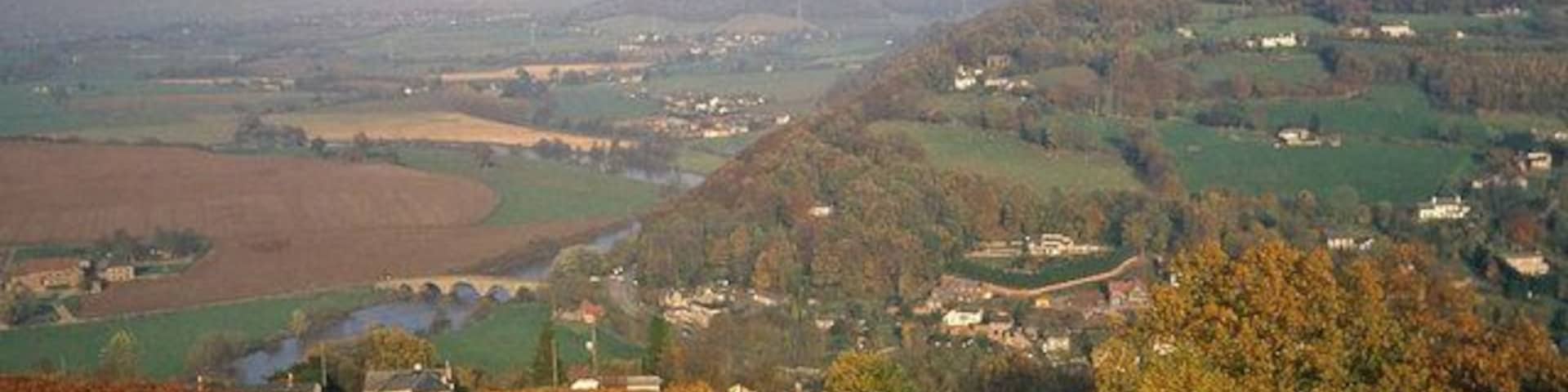 The Wye valley below Coppet Hill From Coppet Hill looking north-east to the Kerne Bridge. Leys Hill on the right.