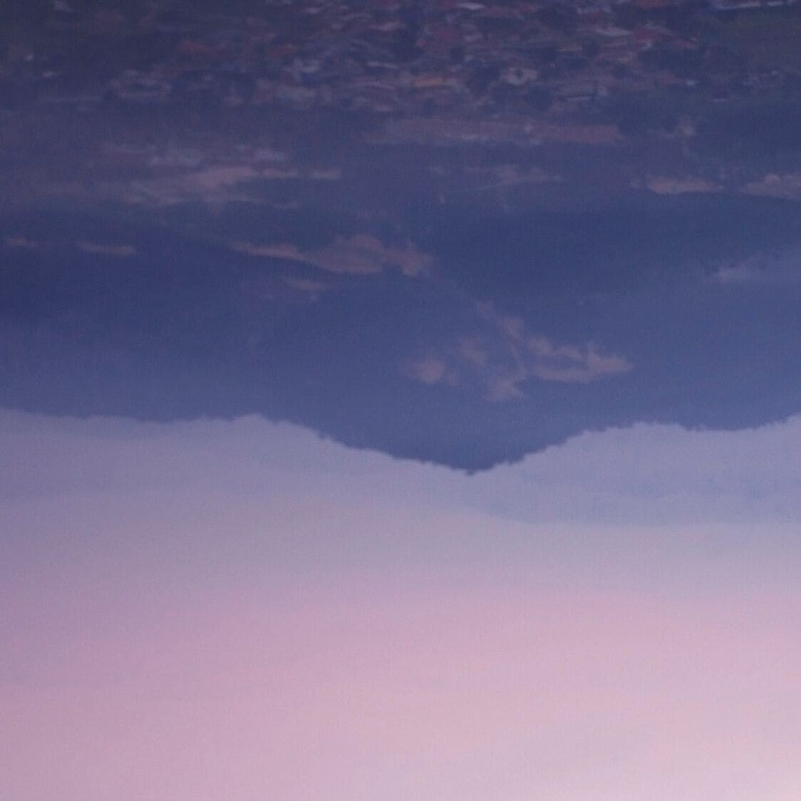 If you like #outdoor #adventure and enjoy great #scenery , this #borgahill is a good place for you. Not too far away from #KualaLumpur , it takes around 50minutes #hike to get to the top. Starr early to catch the #sunrise

#outdoors
#mountains
#nature
#yoga
#workout
#spring
#selangor
#Malaysia
#Asia
#lifeatexpedia
#bvs
#bvsmountains




