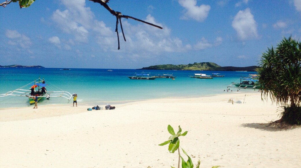 Visitors arriving Calaguas Island. Perfect for weekend getaway.