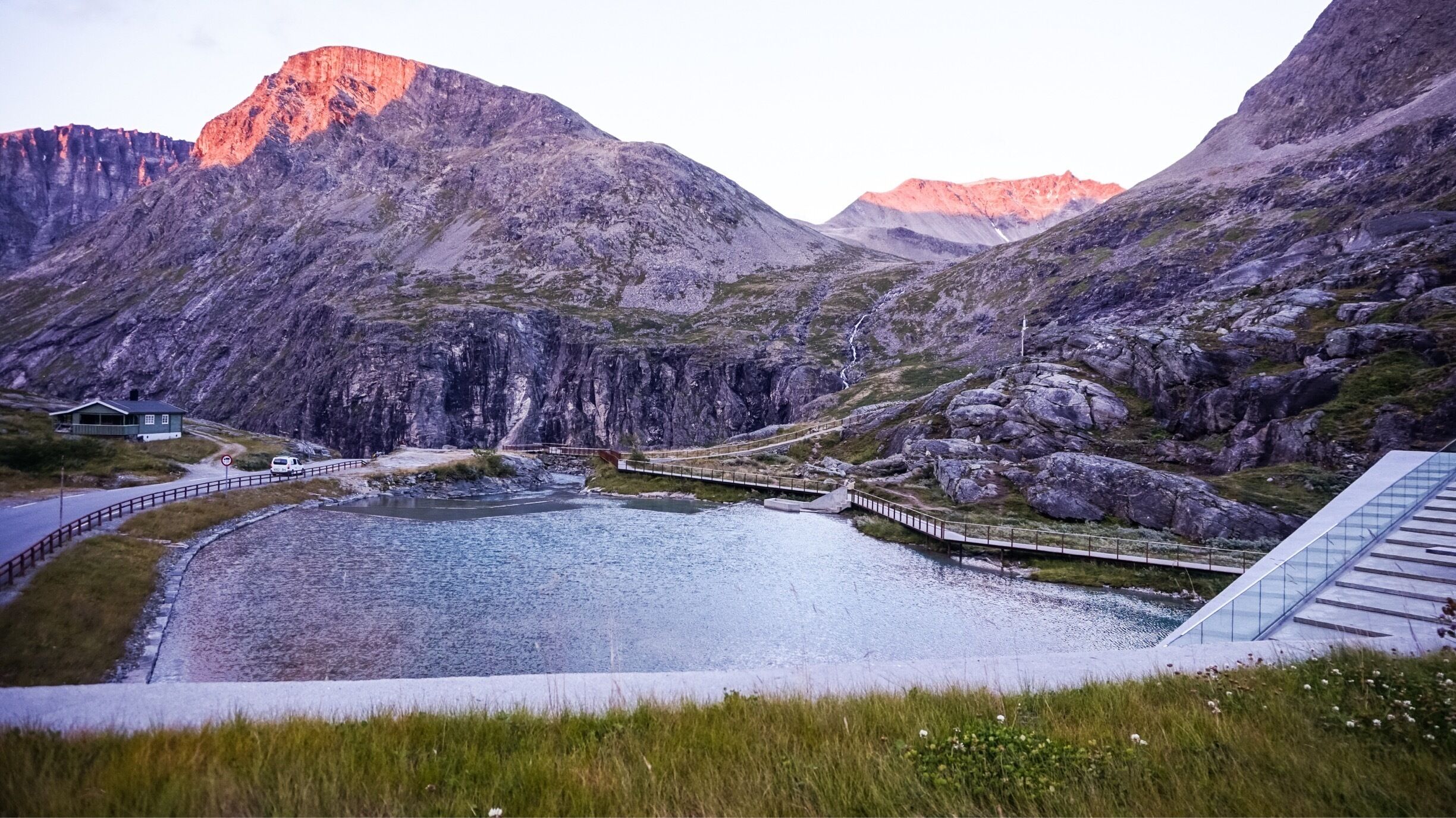 Mirador en la ruta Trollstigen, Norway.