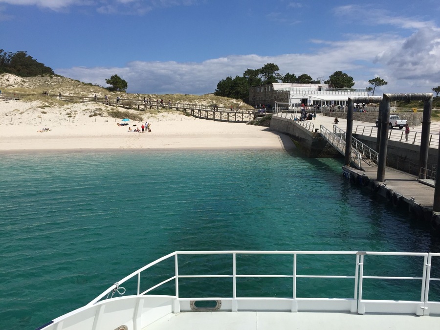 Docking. Islas Cíes. June 2019.