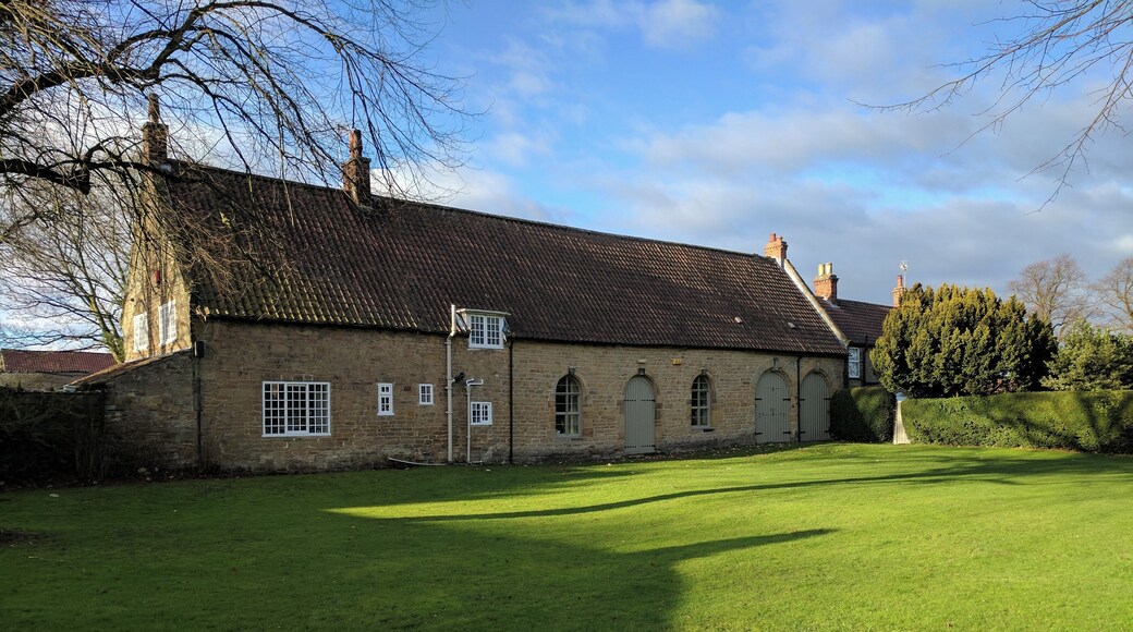 School House Cottage And Adjoining Manor Room, Buttery Lane, Teversal, Mansfield Wikidata has entry Q26528258 with data related to this item.