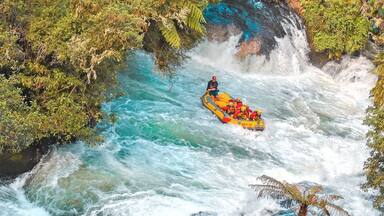 New Zealand is all about adventure — so for one of my first adrenaline-pumping activities, I did white water rafting on the world’s HIGHEST commercially rafted waterfall with Kaitiaki Adventures!
I was incredibly nervous at first because the rapids were strong, but in the end it became extremely fun! We basically went through Kaituna River, over 14 rapids and 3 waterfalls which includes the 7meter Tutea Falls (thee said highest commercially rafted waterfall in the whole world!) This is definitely a MUST for you to do when in New Zealand!