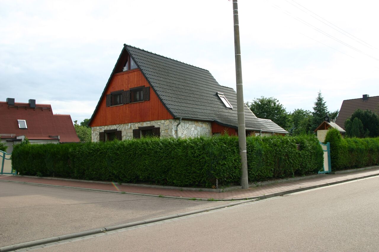 Großkayna ist ein Ortsteil von Braunsbedra im Saalekreis in Sachsen-Anhalt, Deutschland.