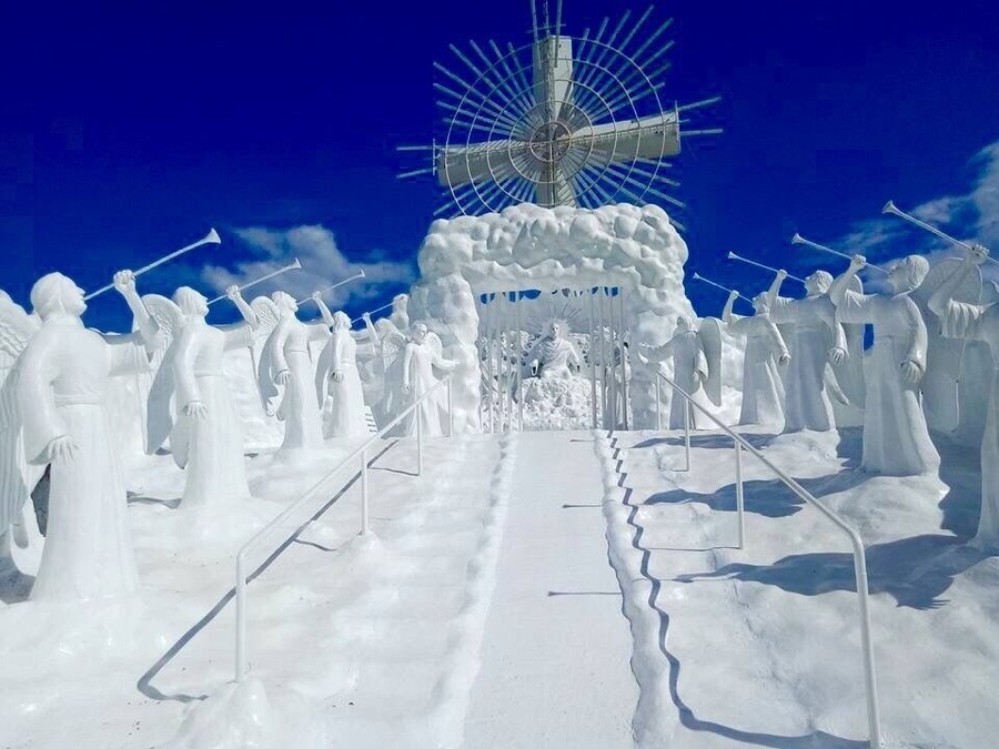 Garin Farm Pilgrimage site since it has life-size statues depicting various scenes from the Bible. #BVSBlue you'll find some reproductions of Biblical scenes with life-size statues. On the top you'll find yourself in some sort of a reproduction of heaven, with angels and the saints and the Holy Trinity. Garin Farm is one relaxing place to visit when you are in Iloilo Province. Near the farm, you might as well drop by the Church of San Joaquin ... the only church in the Philippines with bass reliefs of military motif (depicting the Battle of Tetuan) on its facade. Highly recommended!