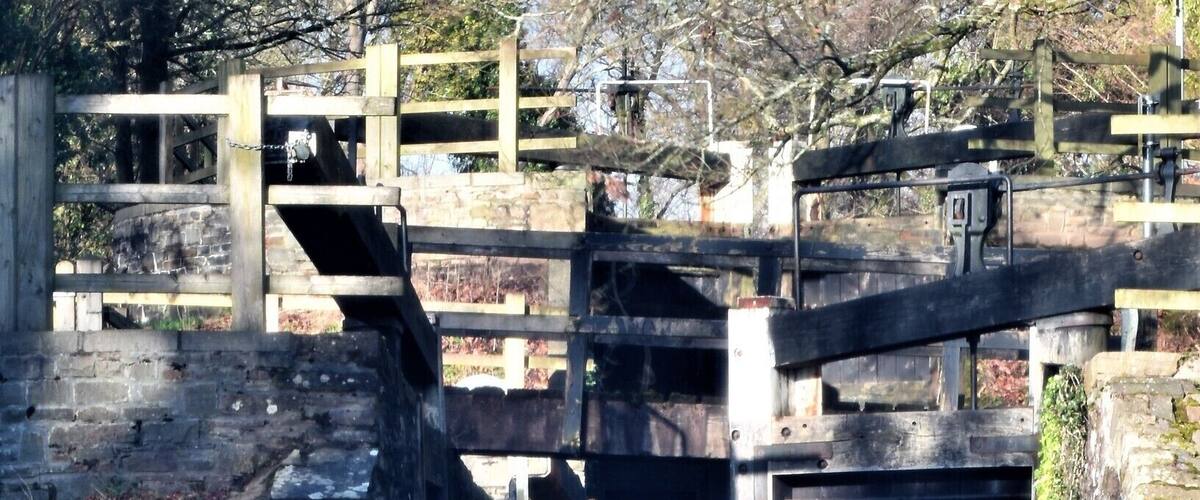 Beautiful morning along the canal