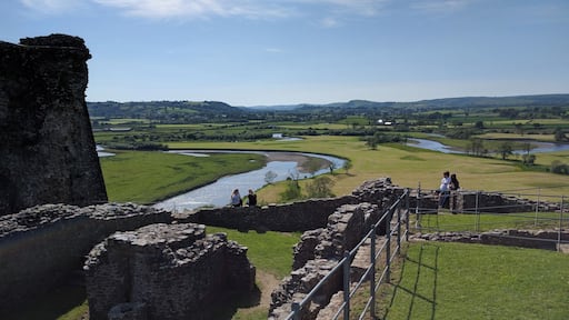 This is a photo of listed building number