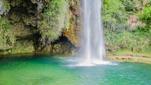 the waterfall of the village Salles La Source