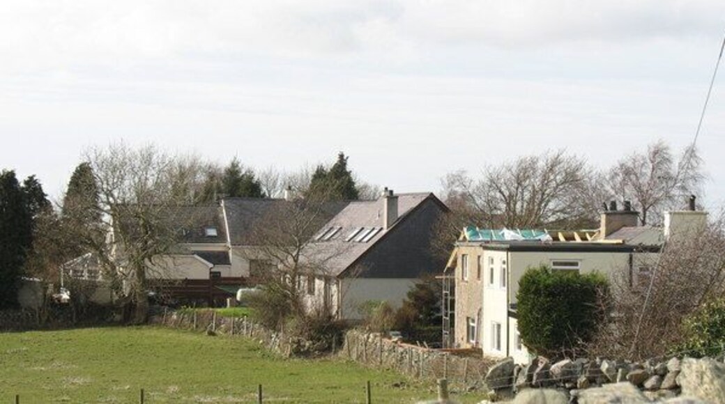 Houses at Bryn Hywel