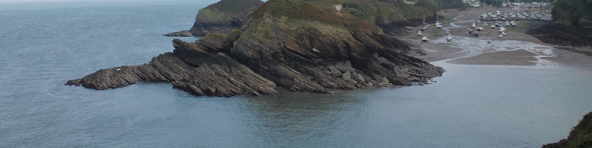 The South West Coast Path is one of the great walks of the UK. Stretching for 630 miles from Minehead in Somerset to Poole in Dorset.
Each day provides you with beautiful views of the Cornish coast. Few people can give up enough time to walk the whole thing, but a weekend on any section is well worth the hassle of making it to the South West.
#lifeatexpedia #thegreatoutdoors