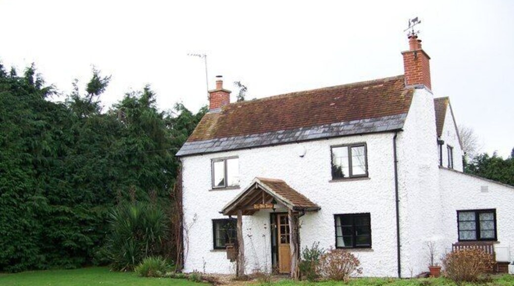 The Old Forge Cadnam This cottage is next to the Methodist Church.