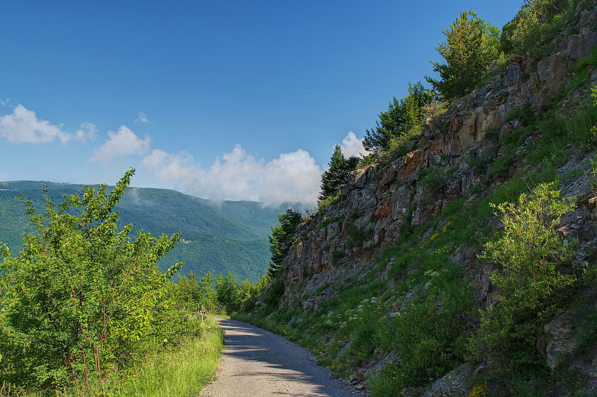 Nubi si addensano tra Staffora e Curone