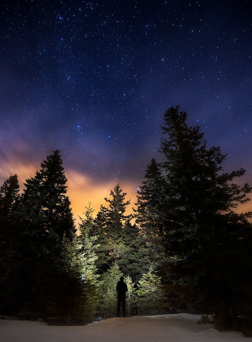 I was out wanting to take a photo of milkyway above snowy landscape, but weather didn't cooperate, it was cloudy where milkyway was...so i did this instead.
Uploaded for a contest #BvSAstro