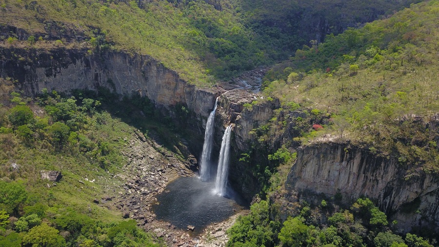 Cachoeira dos Saltos, Parque Nacional Chapada dos Veadeiros, Goiás, Brasil.