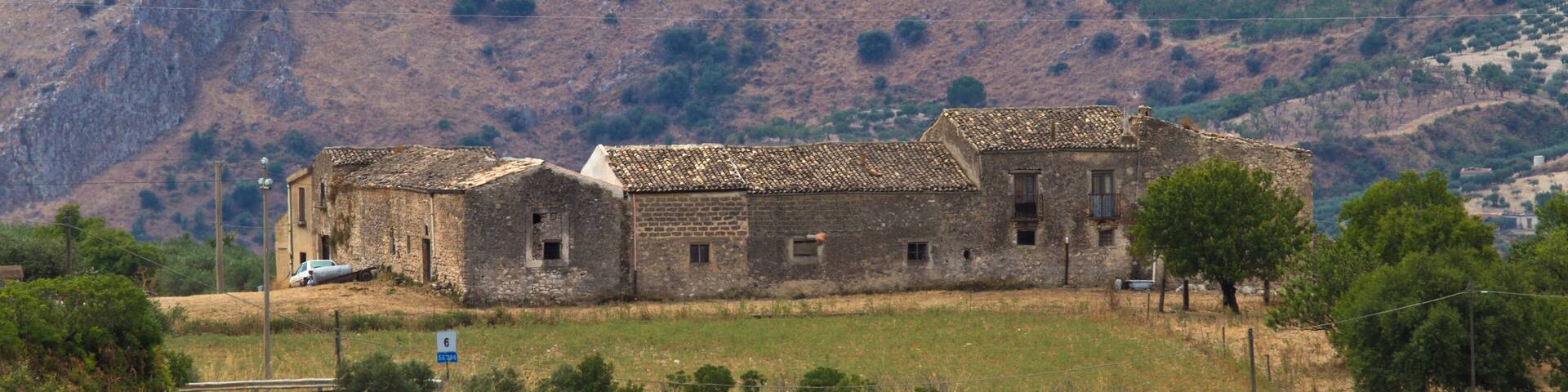 90033 Chiusa Sclafani, Province of Palermo, Italy