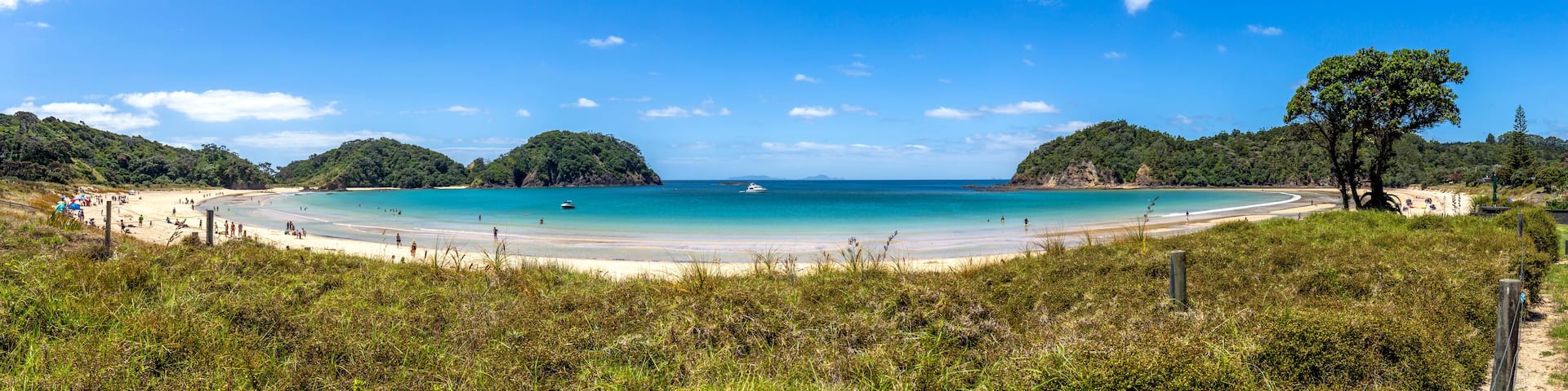 Beautiful wide angle view of Matapouri Beach on the North Island of New Zealand.