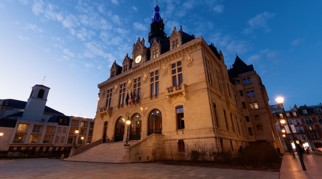 Built between 1887 and 1891, town hall of Vincennes a town to the East of Paris.