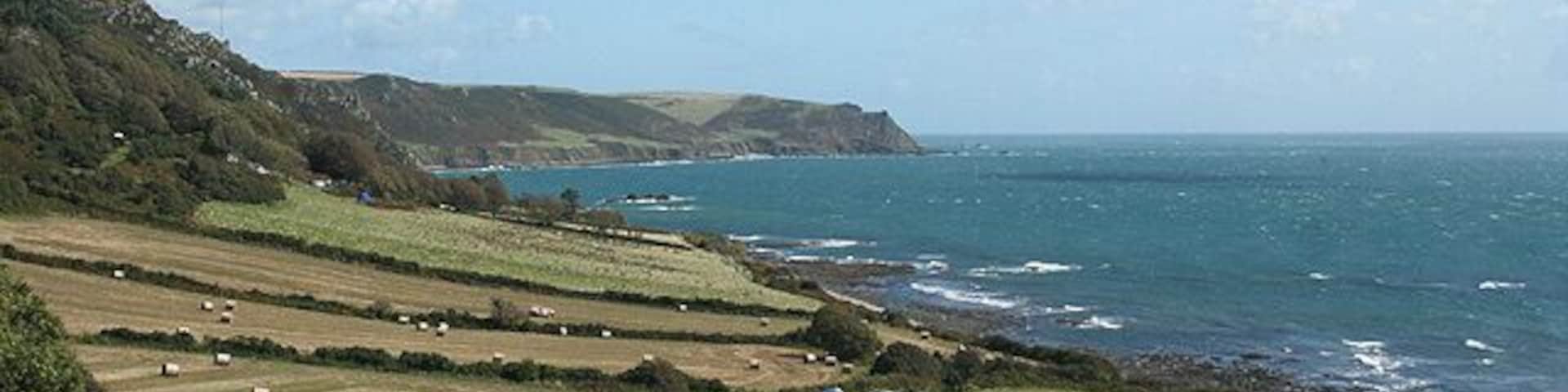 Chivelstone: towards Lannacombe Bay 2 Overlooking raised beaches, now arable fields