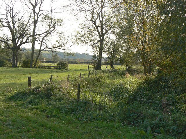 Causeway Dyke Seen here running past the east side of Hoveringham.