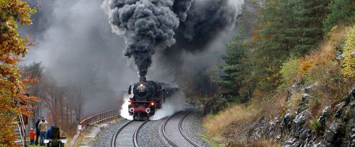 41 018 climbing the Schiefe Ebene, 01 1066 pushing