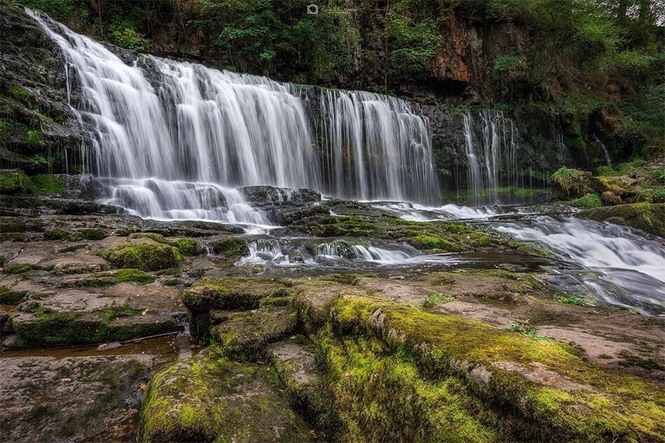Sgwd Isaf Clun Gwyn Waterfall 