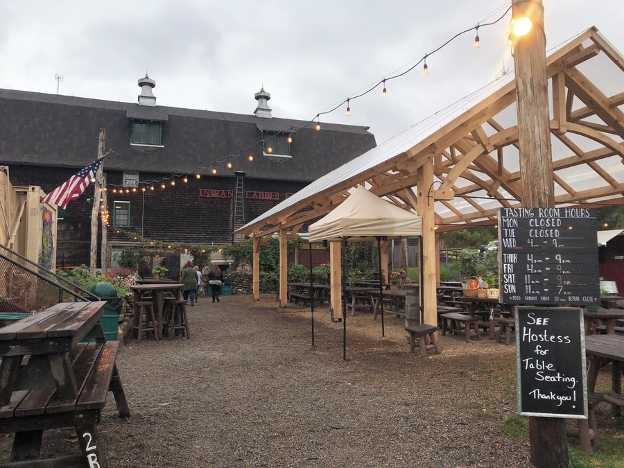 This is such a pretty place! I wish I had more time to explore. The staff is extremely customer focused.
