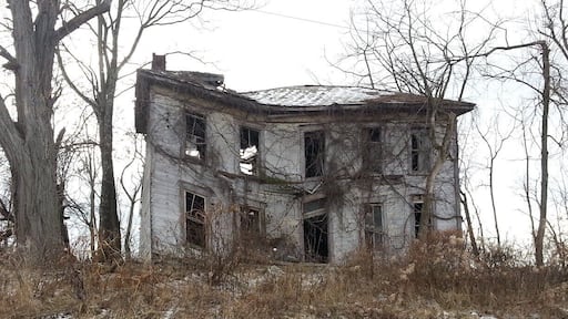 This is a really crooked, #abandoned house. Makes you wonder who once lived there and what happened.