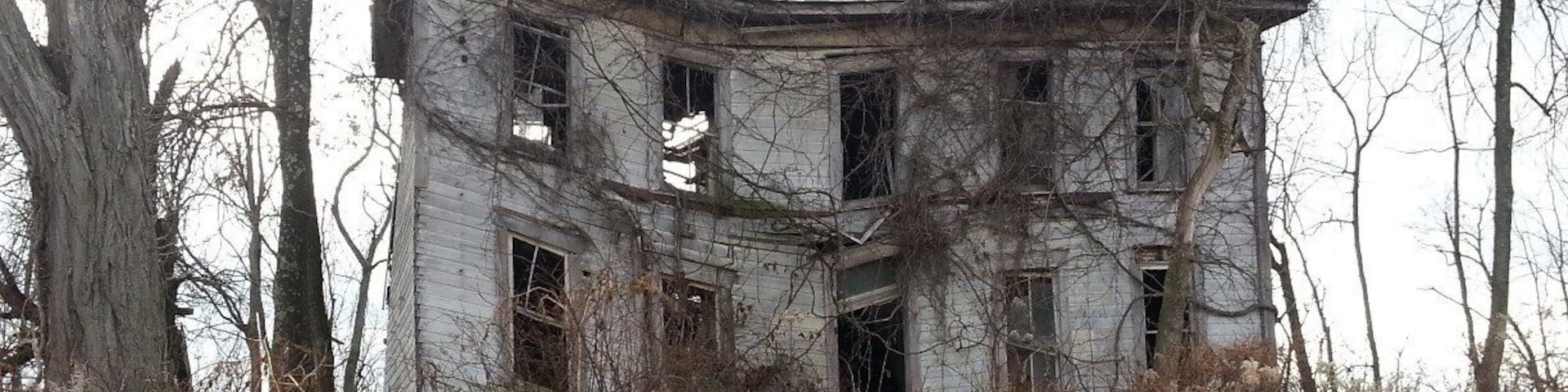 This is a really crooked, #abandoned house. Makes you wonder who once lived there and what happened.