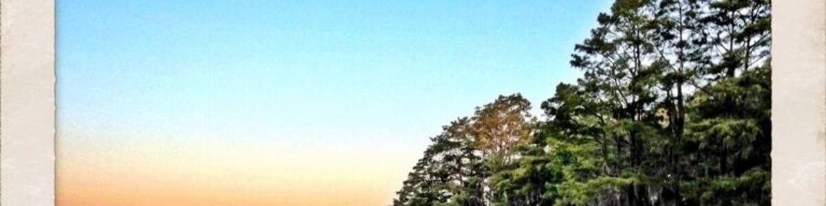 Sunrise on Lake Jackson