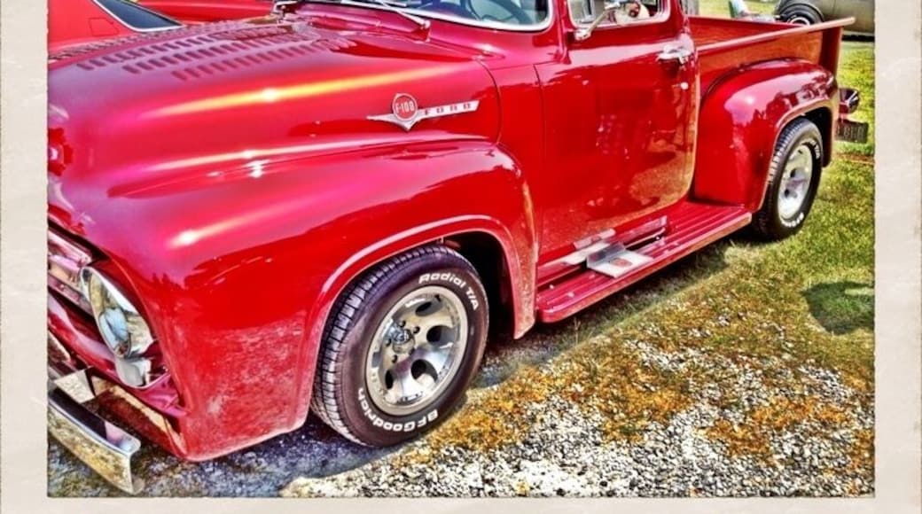 Lake Jackson Cruisers Car Show