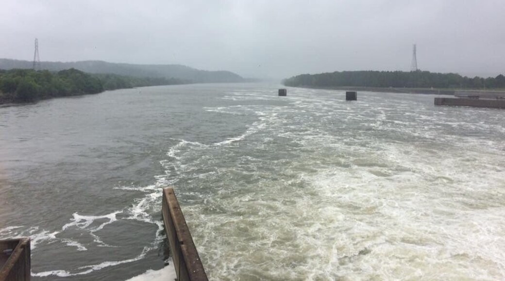 On this day, Guntersville Dam was releasing water at a rate of 250,000 gallons per second.