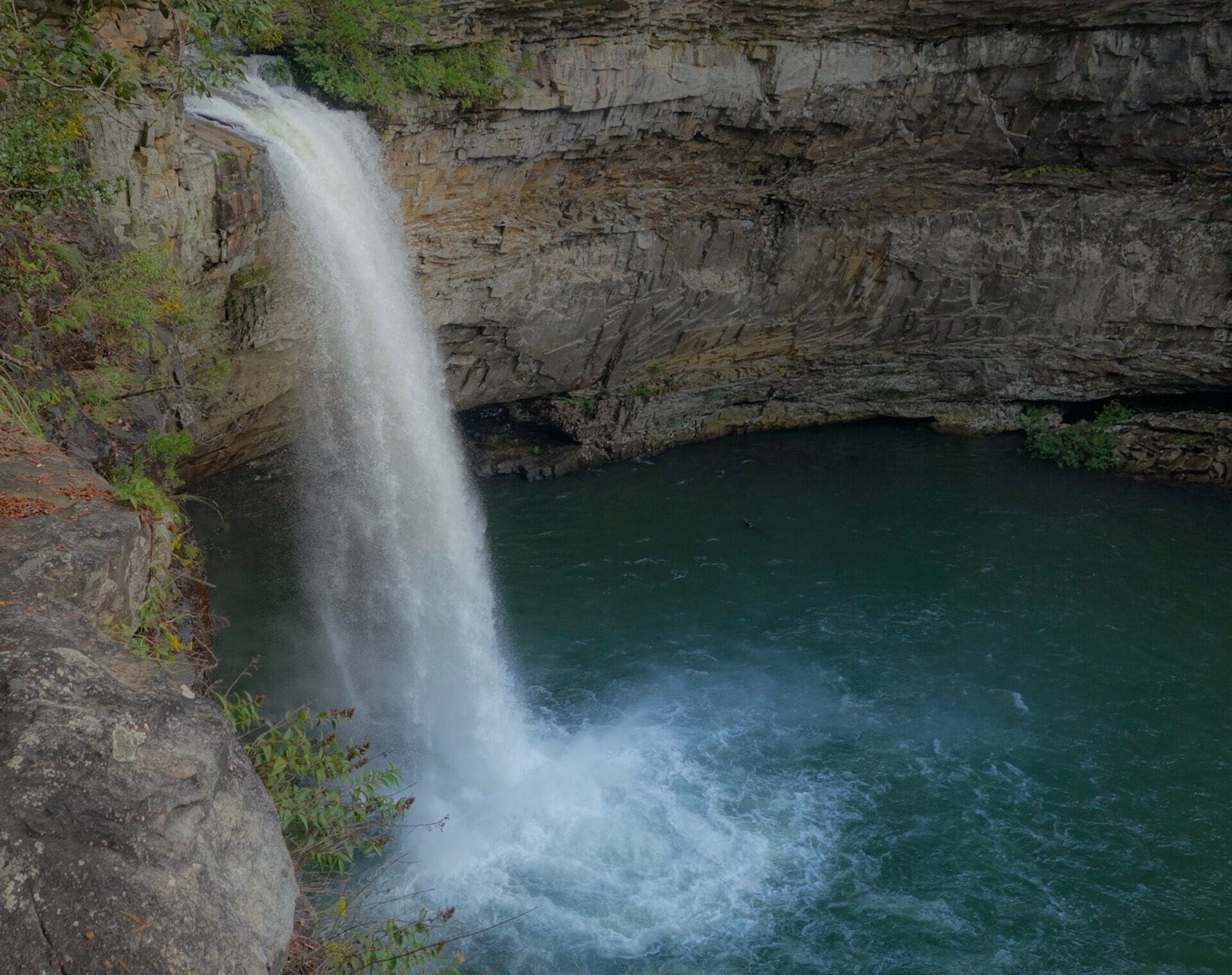  “When words become unclear, I shall focus with photographs.  When images become inadequate, I shall be content with silence."