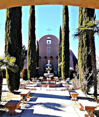 A beautiful place to visit and reflect somewhat near the Tuscan and Benson area. Peaceful setting and walking trails are just what the weary traveler needs to rejuvenate the soul. #localgem #Arizona