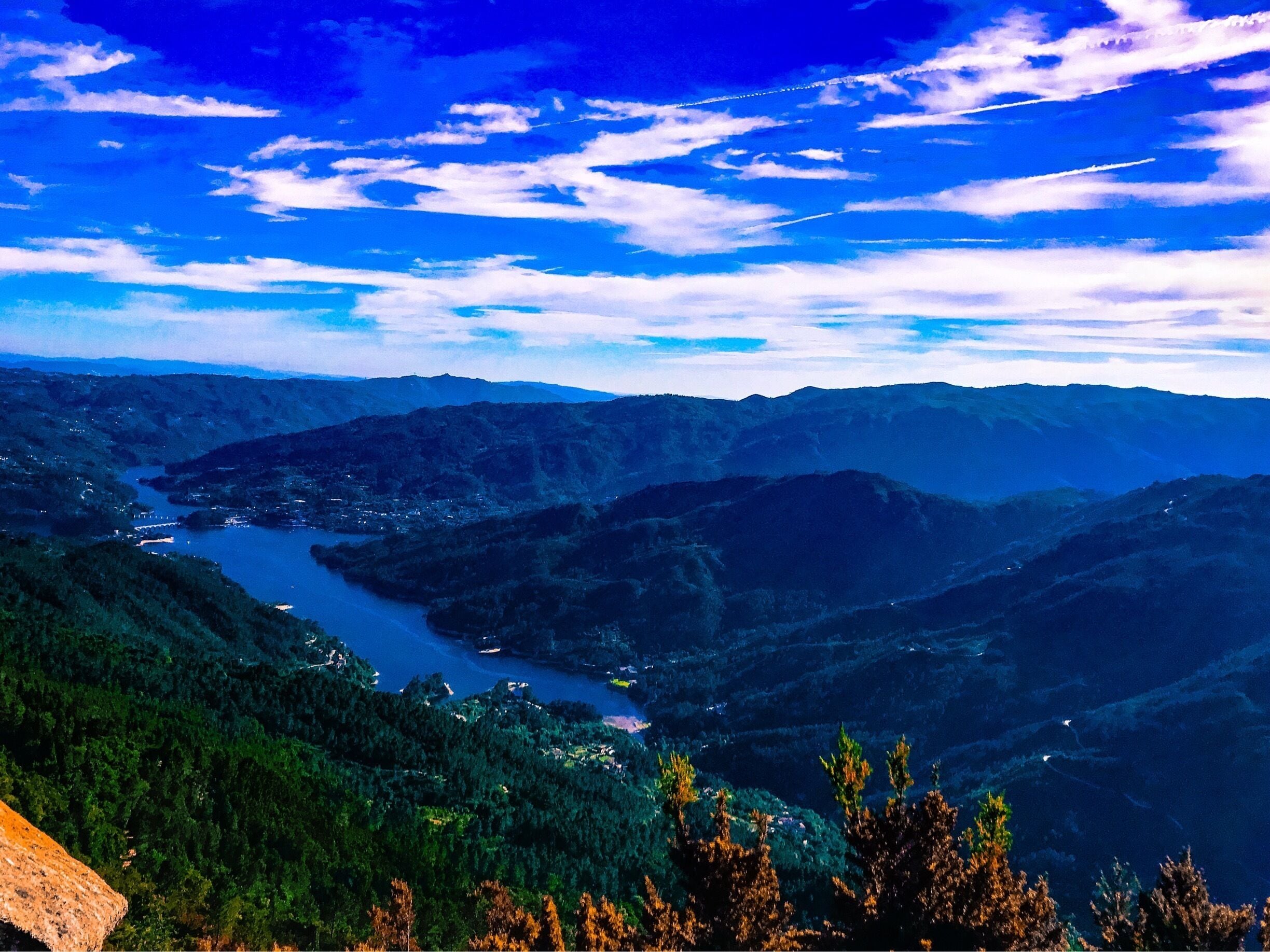 From the Miradouro Pedra Bela you literally see the whole city of Gêres. The best time to go there is from late May to Late July. (August is very busy)
#LifeAtExpedia #Colorful #weekendgetaway