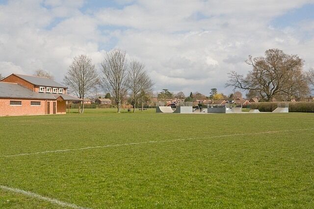 Pavilion and skateboard park, King George's Field, Denmead